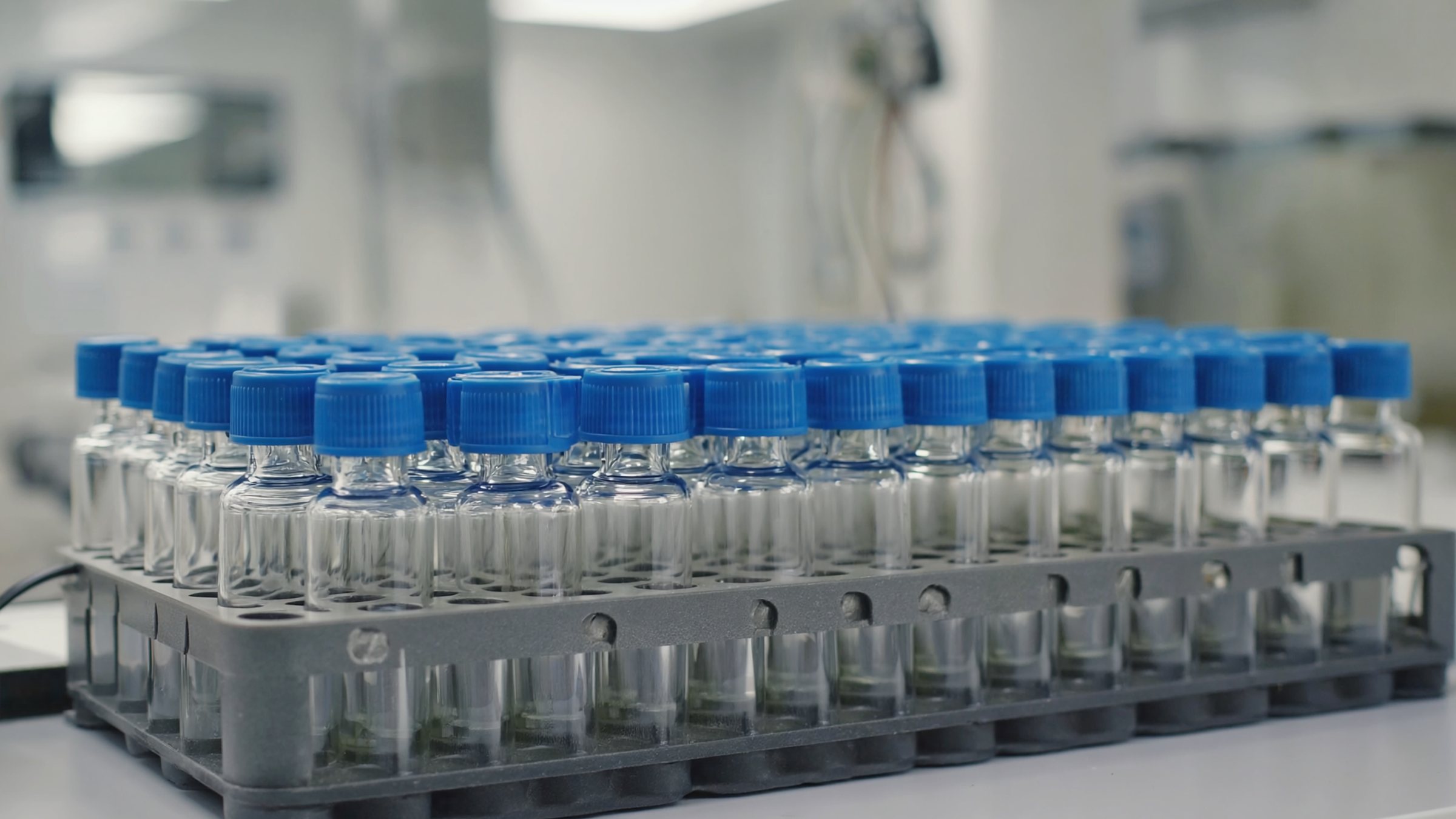 Sample vials loaded in an analyser